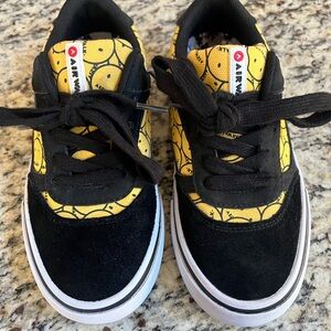 Airwalk Kids Sneakers - Black and Yellow Smiley